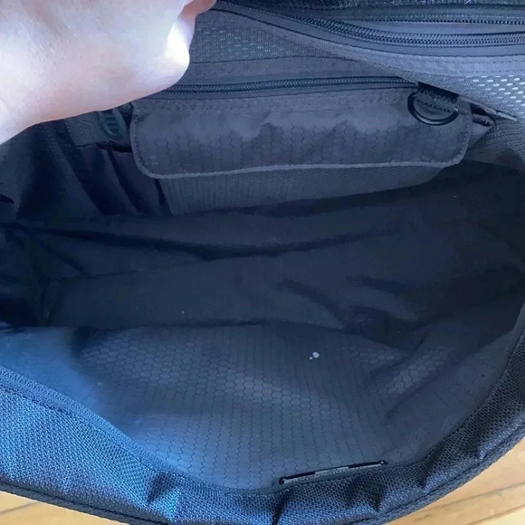 Tumi briefcase /  travel bag - Picture 6 of 8